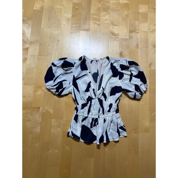 Boutique Sienna Sky Top Size Small - Picture 2 of 3